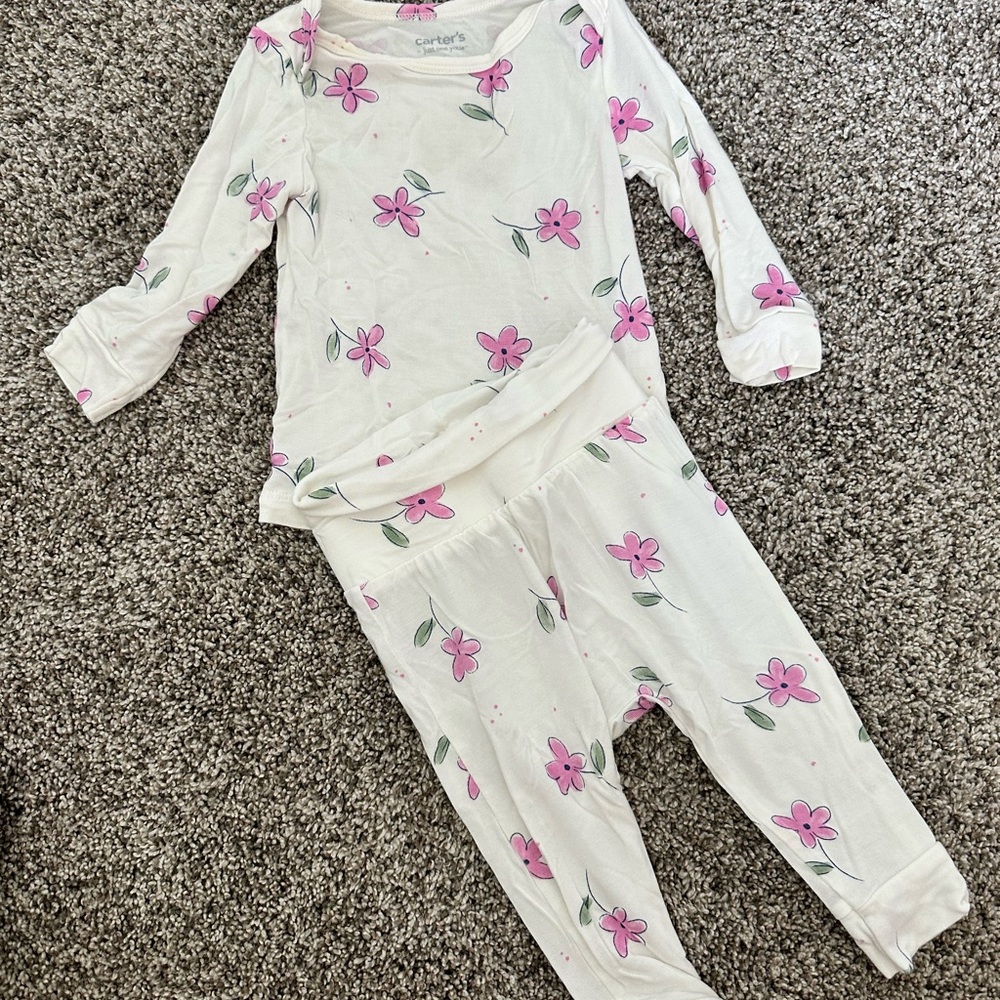 Carter’s Bamboo Floral Set